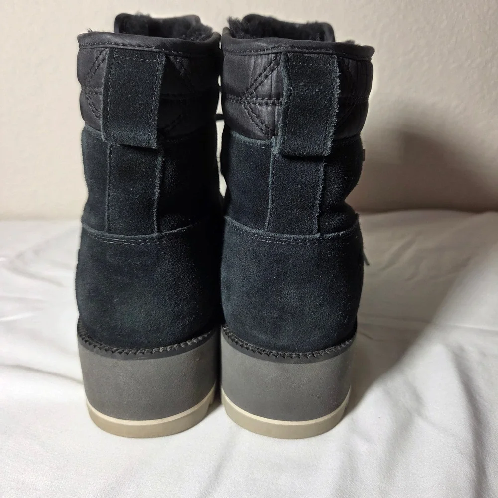 UGG Adirondack III Hiker Boot Black Suede Waterproof 1095712 Womens 7.5
